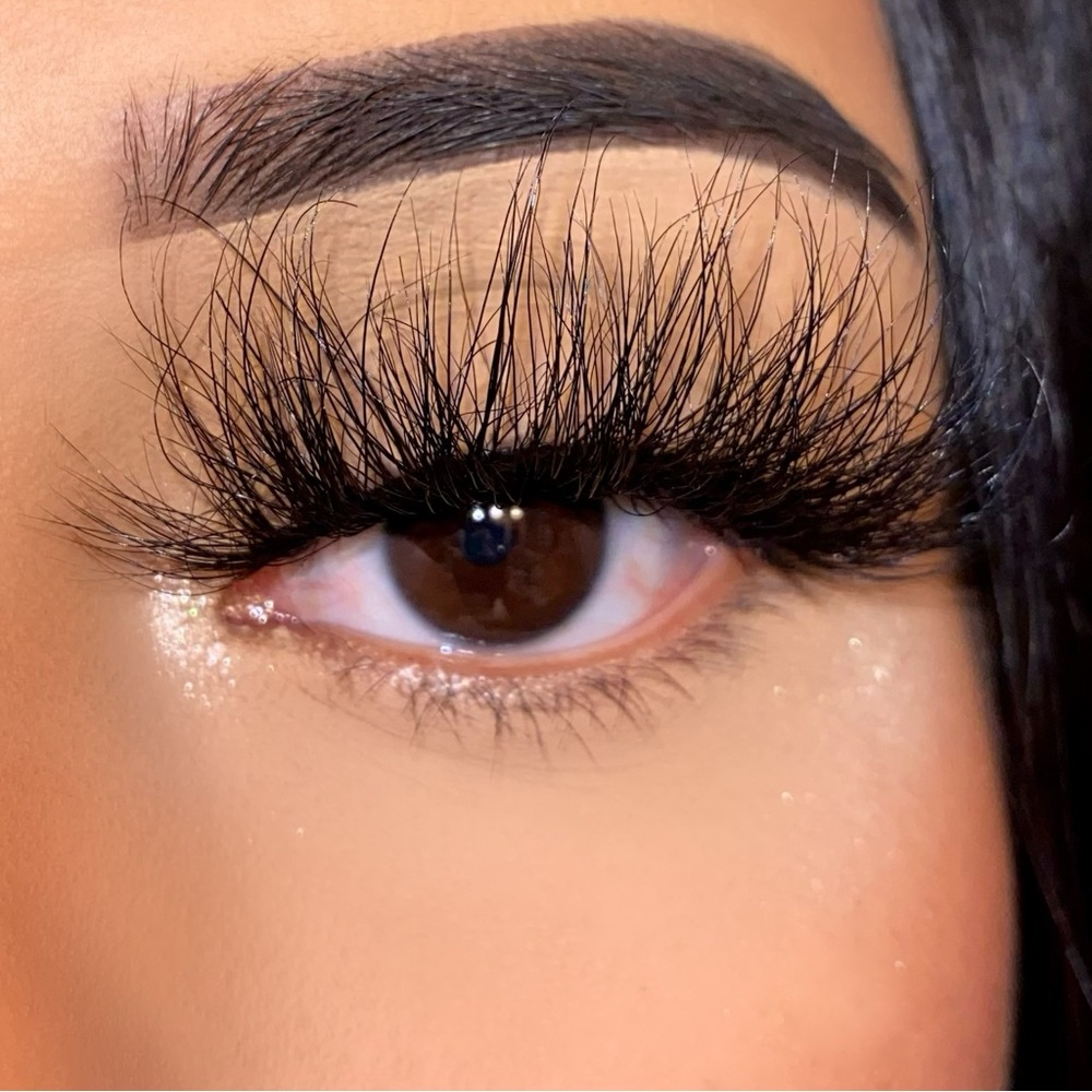 Big Tinks Dramatic Black False Eyelashes